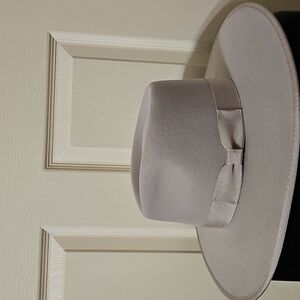 Sassy Jones Taylor Wide Brim - Grey (New)